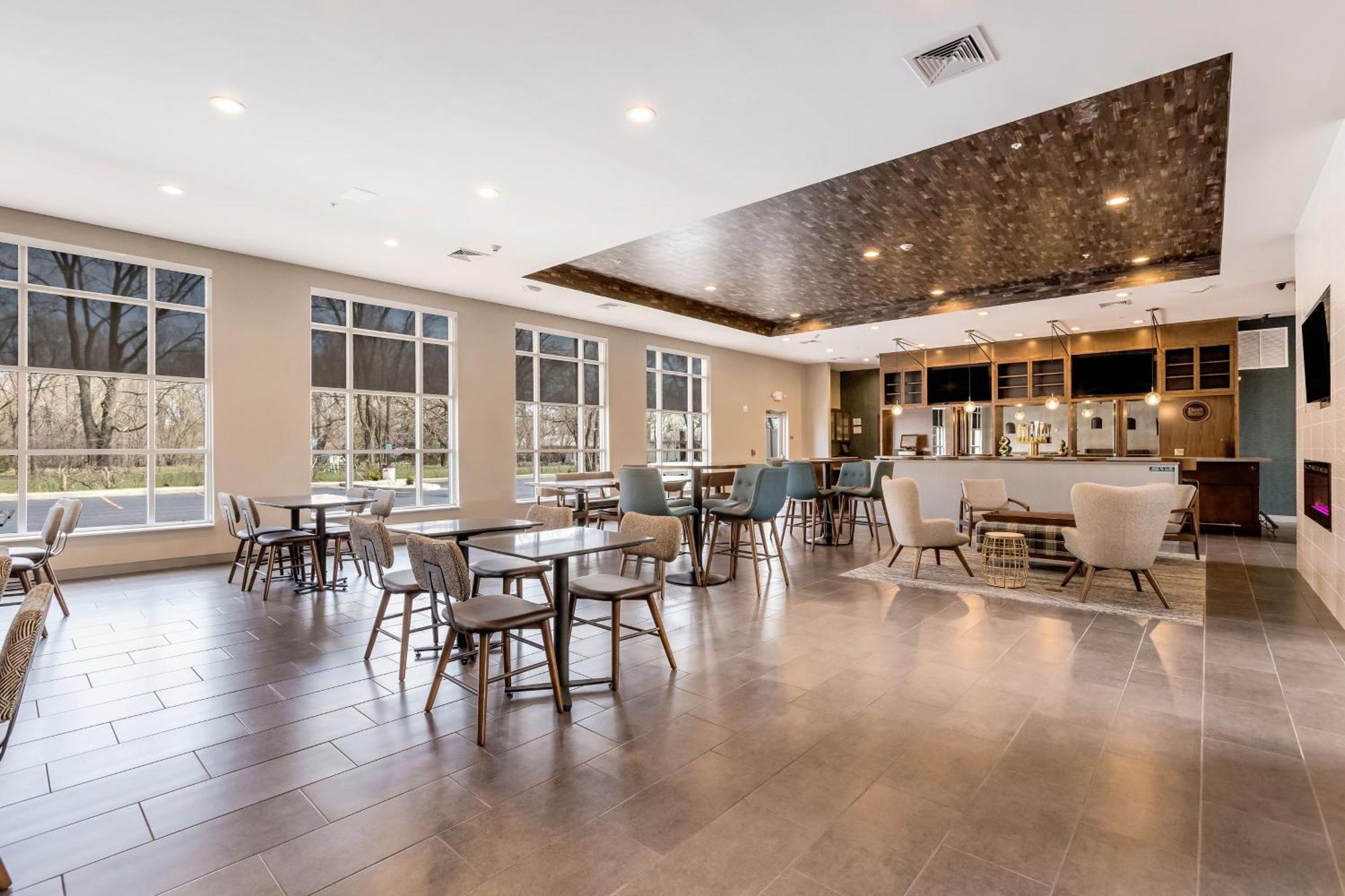 Four Points By Sheraton Elkhart Exterior foto